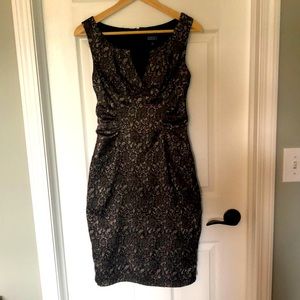 Adrianna Papell Size 6 Dress